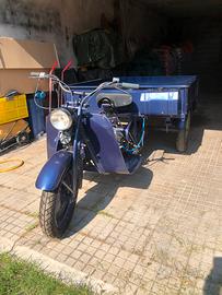 Motocarro d'epoca