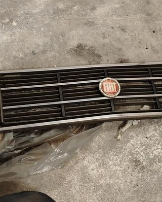 Calandra Fiat 131