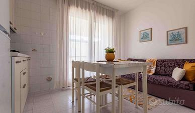 Trilocale in residence con parcheggio vicino a Pia