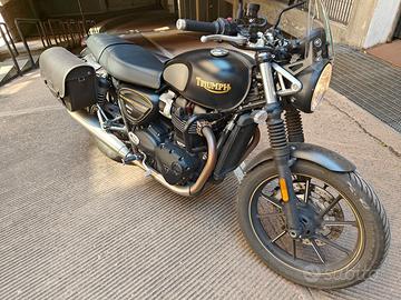 Triumph Street Twin