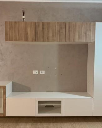 Parete attrezzatta per cambio arredo