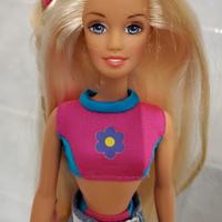 Barbie Skipper College 1996