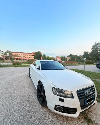 Audi A5 Coupé 2.0 TFSI 180