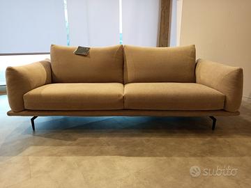 Divano Calia Italia Mod. Dragees