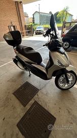 Piaggio Beverly 300