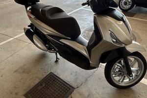 Piaggio Beverly 300