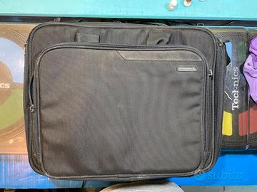 Borsa molto capiente TUCANO per PC o MAC