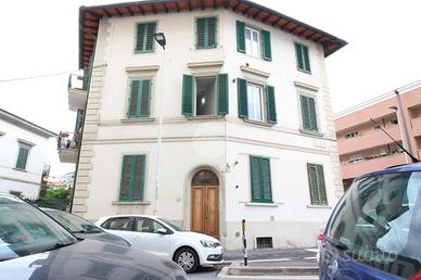 4 LOCALI A FIRENZE