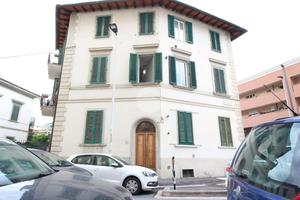 4 LOCALI A FIRENZE