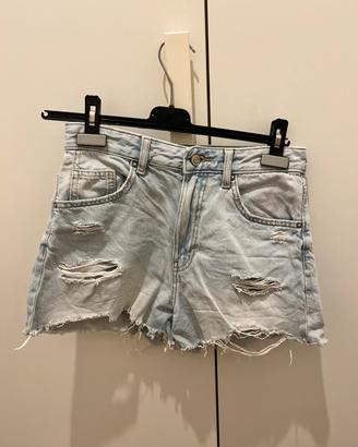 pantaloni