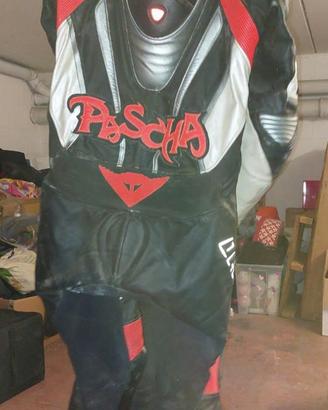 Tuta moto danese in pelle con rinforzi in titanio