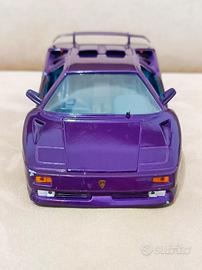 Lamborghini Diablo SE30 Maisto 1:18 - Viola