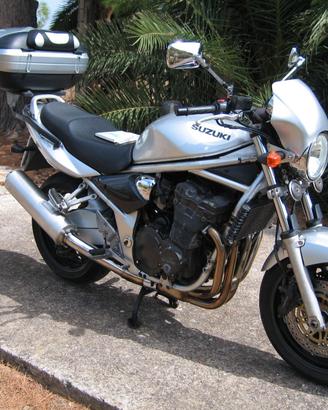 Suzuki GSF 1200 Bandit 02/2001 solo 32.000 km