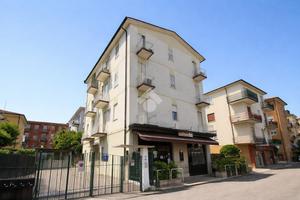3 LOCALI A VICENZA