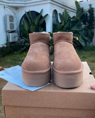 Ugg mini platform  EU 37