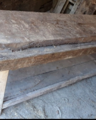 Antico banco da falegname