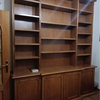 Libreria in noce di alta falegnameria