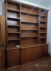 Libreria in noce di alta falegnameria