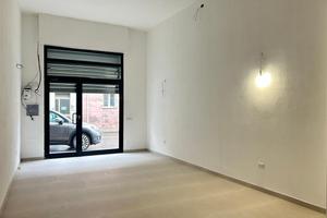 1 Vetrina a Cagliari