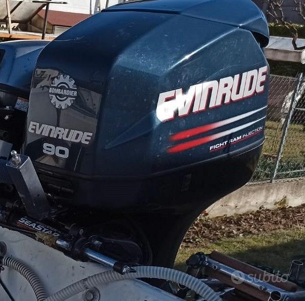 Evinrude Ficht Ram 90 hp 2 tempi Nautica In vendita a Bari