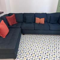 Divano in tessuto blu