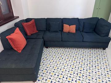 Divano in tessuto blu