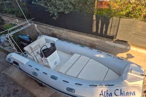 Gommone Master 540, motore Suzuki DF100A, carrello