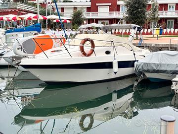 Mano Marine Cabin 22.52