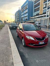 Lancia Ypsilon 1.2 69 CV 5 porte Platinum