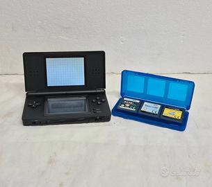 Nintendo Ds lite colore Nero  4 giochi inclusi 
