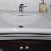 Mobiletto per bagno con specchiera