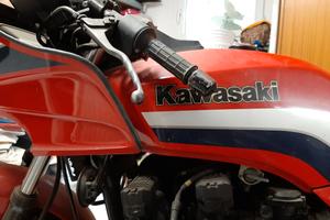 gpz 750