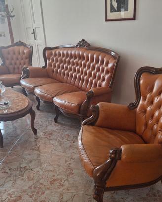 salotto classico stile barocco  con capitone'
