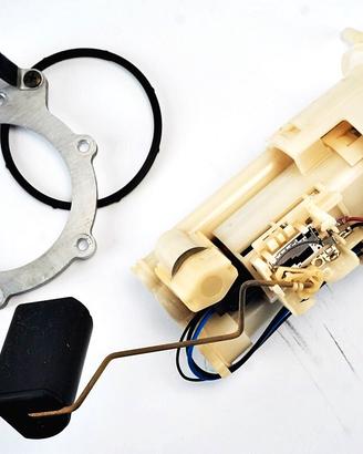 Yamaha FZ6 Fazer S1 S2 04 11 pompa benzina