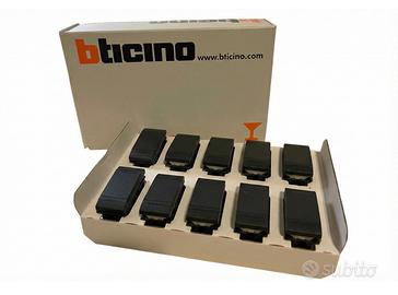 Kit 10 Interruttori BTicino Living Light L4001N
