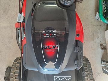 Rasaerba 4x4 motore Honda