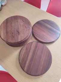 set 8 sottopiatti/taglieri in legno  