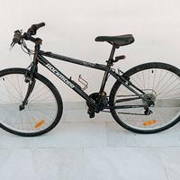 Mountain bike ROCKRIDER 5.0 cambio Shimano