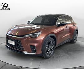 Lexus LBX Hybrid Cool