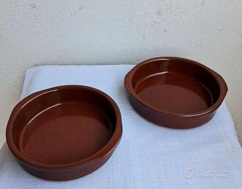 Coppia di piccole profilaxis in cerámica.