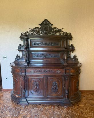 Credenza