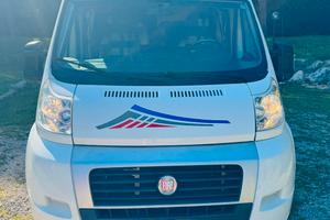 Camper Adria Mobil Twin 600