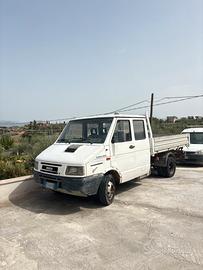 Iveco Daily Doppia Cabina con Cassone Ribaltabile