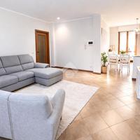 4 LOCALI A DESENZANO DEL GARDA