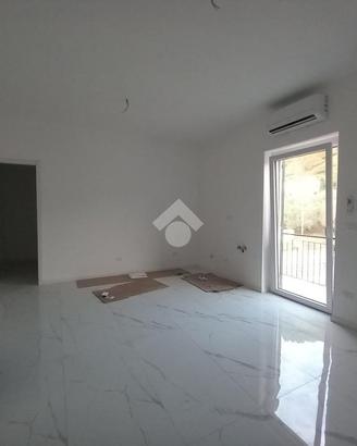 4 LOCALI A MEZZANEGO