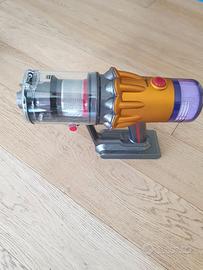 Dyson V12