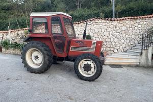 Trattore fiat 580