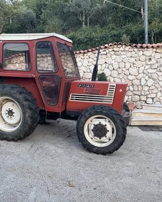 Trattore fiat 580