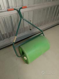 Rullo da prato e giardino. 