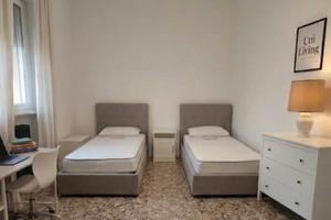 Camera doppia studenti maschi bari economia